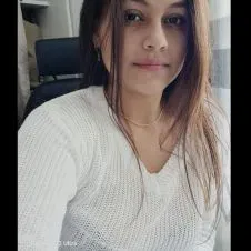 femme de ménage responsable et respectueuse