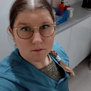 Cherche heures de ménage e repassage 