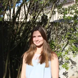 Baby-sitter, étudiante en master STAPS