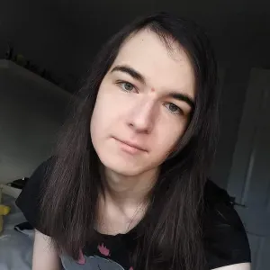 Experienced IB/IGCSE/A-Level Economics, Maths & French tutor