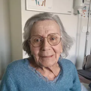 A la recherche d'une aide soignante ou auxiliaire de vie