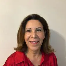 Aide ménagère à domicile et actuellement chef de contrôle.