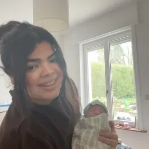 Baby-sitter expérimenté à Bruxelles et Renaix 