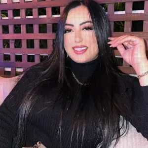 Babysitter anche durante l'estate disponibile 