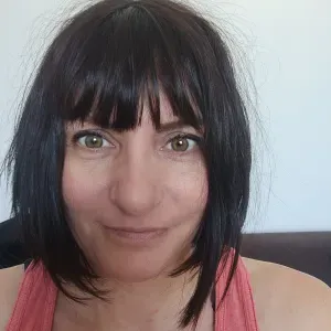 Baby sitter avec 11 ans d'expérience en crèche 😊