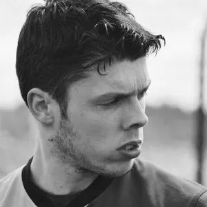 Procuro um petsitter perto de mim