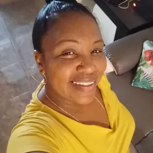 Garde enfant a domicile 974 et sortie  des écoles 