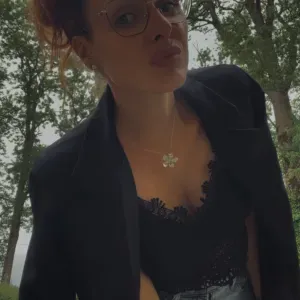 Garde d'animaux, pet sitter.  