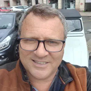 Aide a domicile a SENLIS/ CHANTILLY et alentours 