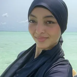 Baby-sitter expérimentée avec aide aux devoir et activités