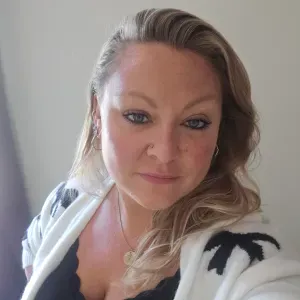 Amoureuse des animaux attentionnée et passionnee