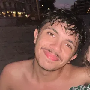 Apprentis cuisinier cherchant à pouvoir payer mon loyer 🙏