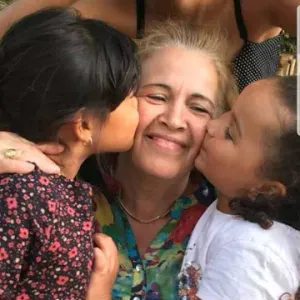 Aidé à domicile Pours  des personnes  dont le besoin merci