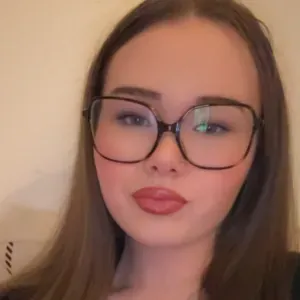 Baby-sitter sérieuse, calme et responsable 