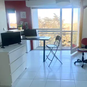 Je recherche une femme de menage