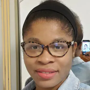 Experience  and loving  babysitter  in lisbon