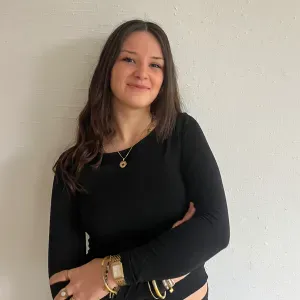 Manon Chatanay - Une baby-sitter expérimentée à Paris - 