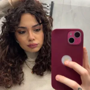 Babysitter/aiuto compiti in provincia di Pisa 