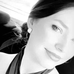 Supporto anziani e persone fragili,  infermiera automunita