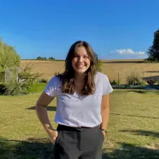 Pet-sitter engagée pour le bien être de vos compagnons 