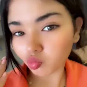 Baby-sitter expérimentée à Aubagne et Rouen 