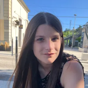 Baby-sitter expérimentée sur Aoste