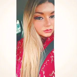 Procuro empregada domestica 