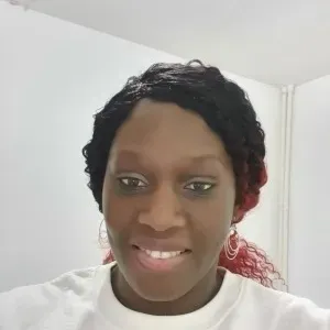 Aide ménagère et agent d'entretien