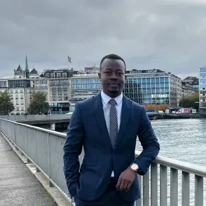 🐾👶 Petsitting & Babysitting – Visites à domicile à Genève