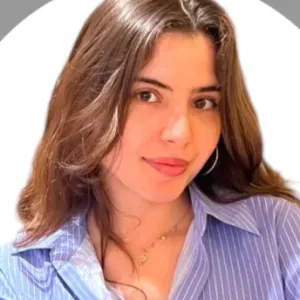 Baby-sitter sérieuse et attentionnée – Disponible à Orléans