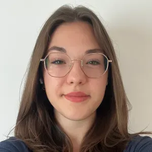 Baby-sitter expérimentée pour vos tous petits