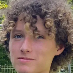 Baby-sitter lycéen à le havre 