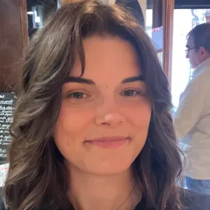 Baby-sitter avec expérience familiale Toulouse