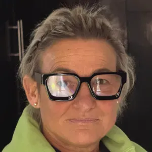 Femme ménage particuliers depuis 9 ans