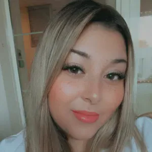 Infirmière diplômée d'état depuis quelques années 