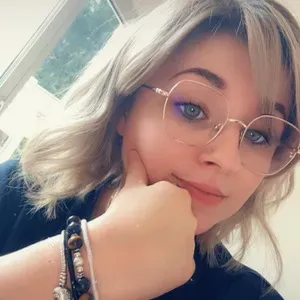 Baby sitter expérimentée sur Domène 