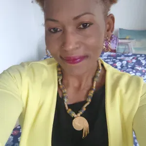 Recherche baby sister pour le vendredi 14h 17h