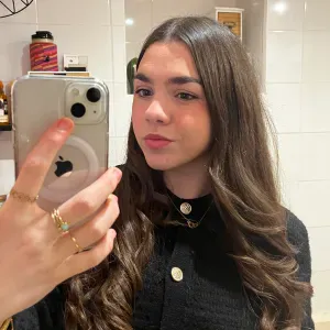 Baby-sitter aux alentours de caen 