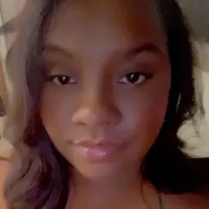 Baby-sitter à troyes. 