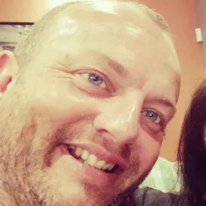 Père de trois enfants (ado maintenant) avec expérience