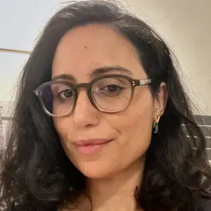 Cherche une baby-sitter sympa et responsable