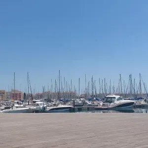 Une femme de ménage 