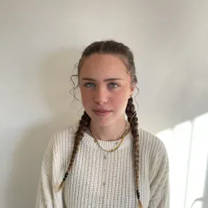 Baby-sitter et pet sitter -garde enfants à domicile (Nice