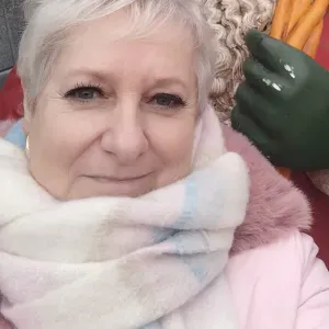 Technicienne de surface  ds différents domaines 