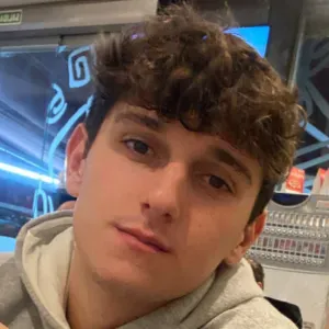 CANGURO EN Móstoles