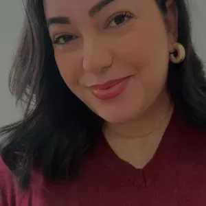 Caroline Máximo Profissional em Lourinhã 