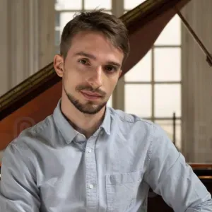 Professeur particulier de piano diplômé du conservatoire