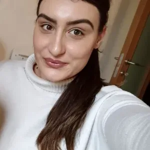 Babysitter esperta Foligno e dintorni