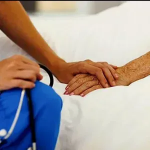 Je cherche auxiliaire ou Aide soignante 