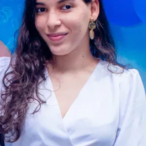 Babysitter com experiência adoro crianças 